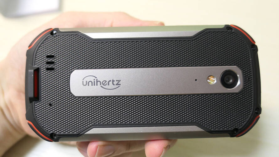 Unihertz atom l обзор