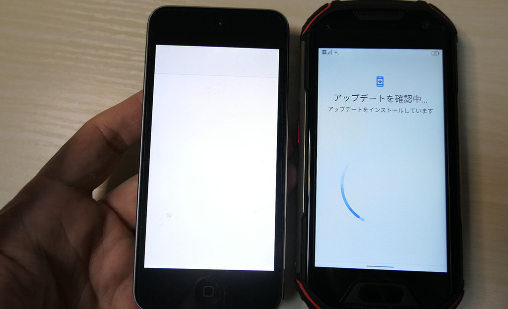 iPodTouchとの比較